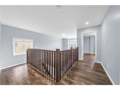 949 Tartan Court, Kitchener, ON - Indoor Photo Showing Other Room