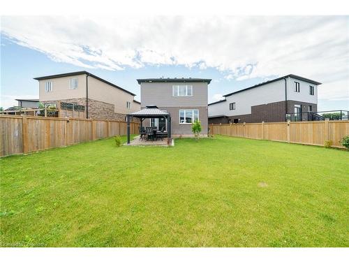 949 Tartan Court, Kitchener, ON - Outdoor With Backyard