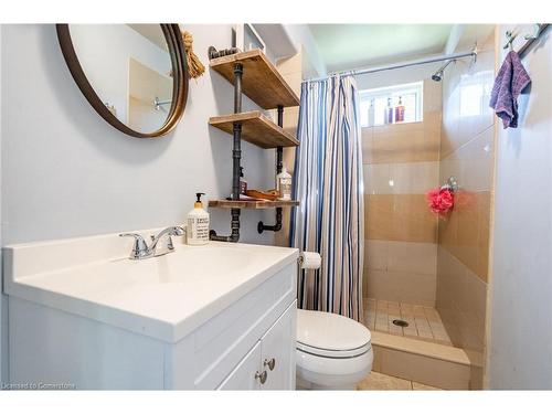 34 Ridgewood Drive, Turkey Point, ON - Indoor Photo Showing Bathroom