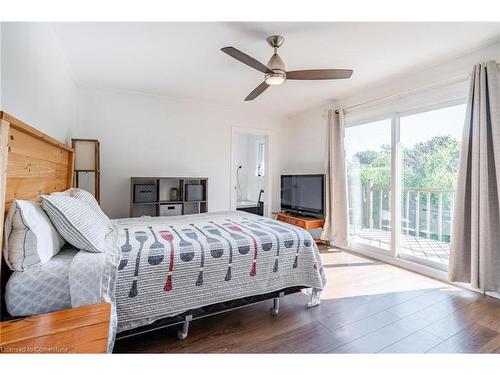 34 Ridgewood Drive, Turkey Point, ON - Indoor Photo Showing Bedroom