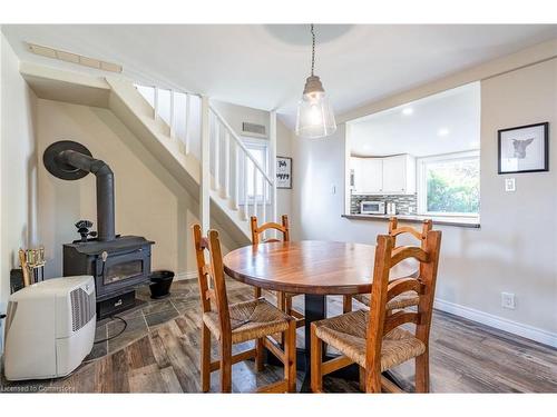 34 Ridgewood Drive, Turkey Point, ON - Indoor Photo Showing Dining Room