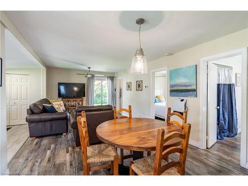 34 Ridgewood Drive, Turkey Point, ON - Indoor Photo Showing Dining Room