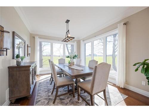 940 Concession 8 Road W, Hamilton, ON - Indoor Photo Showing Dining Room