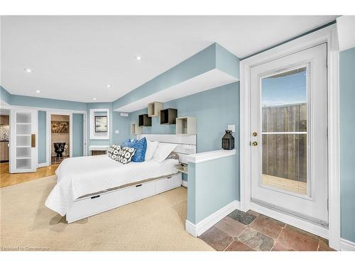 45 Bell Avenue, Grimsby, ON - Indoor Photo Showing Bedroom