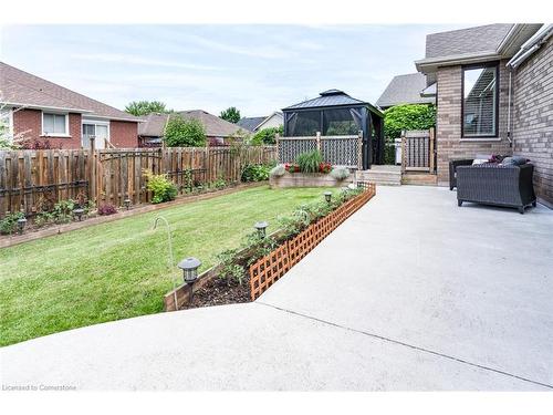 91 Hedge Lawn Drive, Grimsby, ON - Outdoor