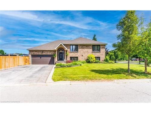 91 Hedge Lawn Drive, Grimsby, ON - Outdoor With Facade