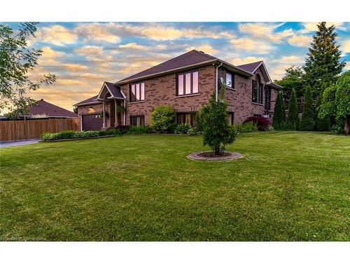 91 Hedge Lawn Drive, Grimsby, ON - Outdoor