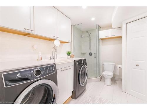 91 Hedge Lawn Drive, Grimsby, ON - Indoor Photo Showing Laundry Room