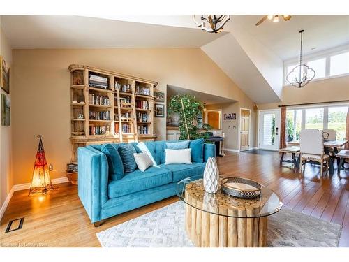 399 Old Brock Road, Flamborough, ON - Indoor Photo Showing Living Room