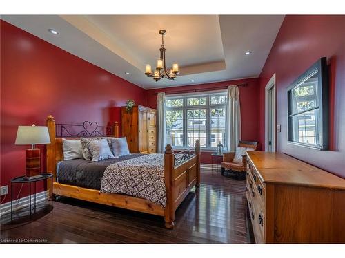 157 Terrence Park Drive, Hamilton, ON - Indoor Photo Showing Bedroom