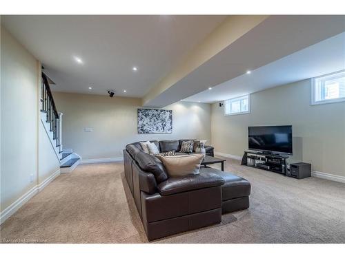 157 Terrence Park Drive, Hamilton, ON - Indoor Photo Showing Basement