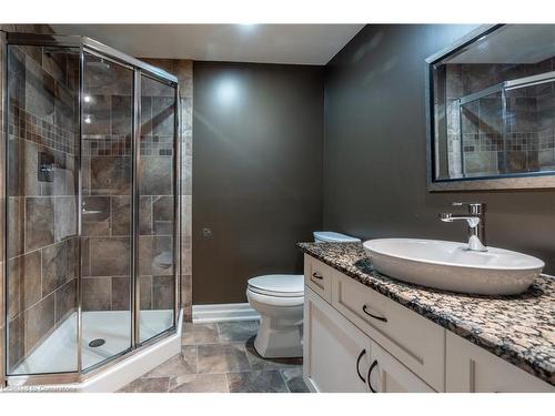 157 Terrence Park Drive, Hamilton, ON - Indoor Photo Showing Bathroom