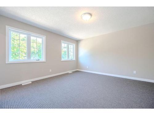 423 Woolwich Street, Waterloo, ON - Indoor Photo Showing Other Room