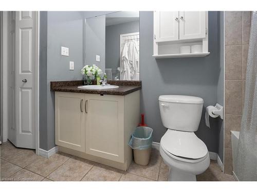 6-1328 Upper Sherman Avenue, Hamilton, ON - Indoor Photo Showing Bathroom