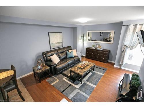 6-1328 Upper Sherman Avenue, Hamilton, ON - Indoor Photo Showing Living Room