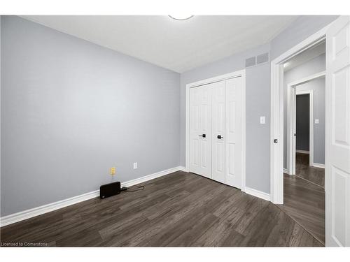 7852 Sabine Drive, Niagara Falls, ON - Indoor Photo Showing Other Room