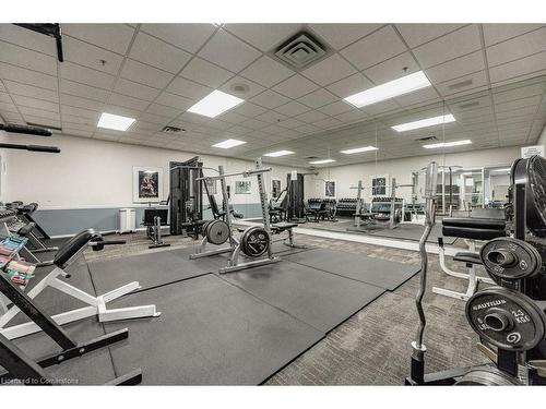 1507-1270 Maple Crossing Boulevard, Burlington, ON - Indoor Photo Showing Gym Room