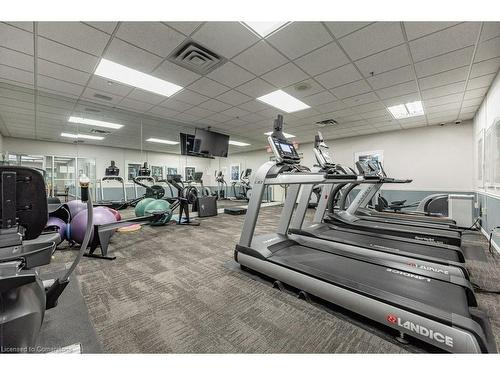 1507-1270 Maple Crossing Boulevard, Burlington, ON - Indoor Photo Showing Gym Room