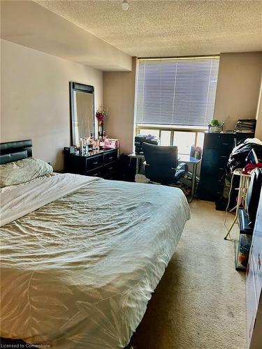 1507-1270 Maple Crossing Boulevard, Burlington, ON - Indoor Photo Showing Bedroom