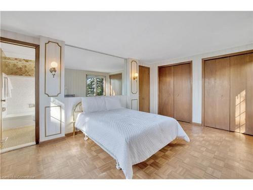 3770 Huntington Avenue, Windsor, ON - Indoor Photo Showing Bedroom