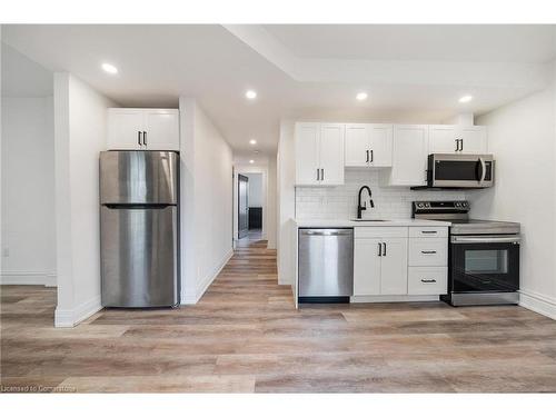 132 Holton Avenue S, Hamilton, ON - Indoor Photo Showing Kitchen