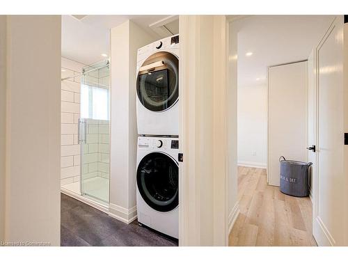 3-1456 Olga Drive, Burlington, ON - Indoor Photo Showing Laundry Room