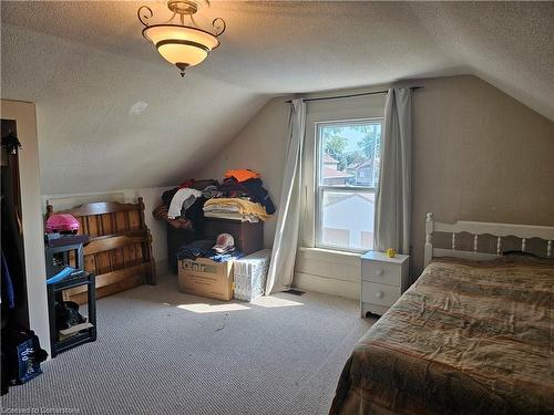 295 Killaly Street E, Port Colborne, ON - Indoor Photo Showing Bedroom