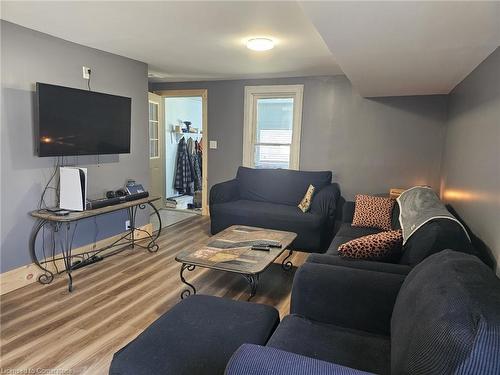 295 Killaly Street E, Port Colborne, ON - Indoor Photo Showing Living Room