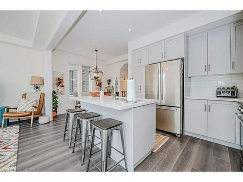 47-288 Glover Road, Stoney Creek, ON - Indoor Photo Showing Kitchen