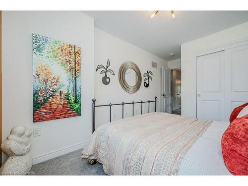 47-288 Glover Road, Stoney Creek, ON - Indoor Photo Showing Bedroom