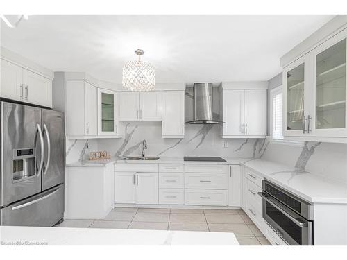 33 Alderney Avenue, Hamilton, ON - Indoor Photo Showing Kitchen