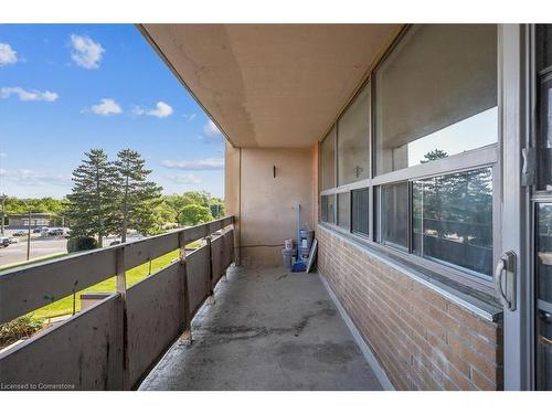 306-15 Albright Road, Hamilton, ON - Outdoor With Balcony With Exterior