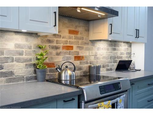 50 Whitfield Avenue, Hamilton, ON - Indoor Photo Showing Kitchen