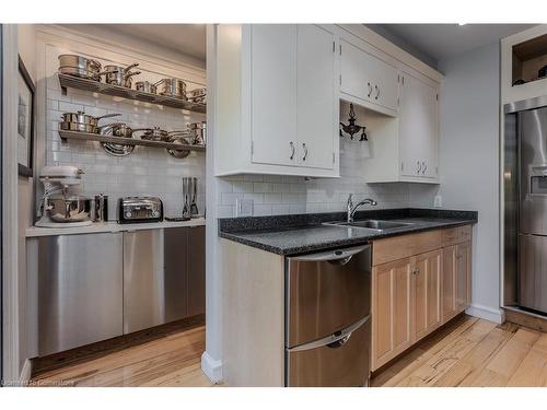 236 Donnelly Drive, Mississauga, ON - Indoor Photo Showing Kitchen With Double Sink