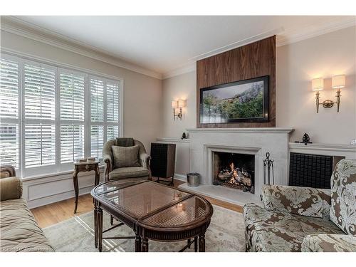 236 Donnelly Drive, Mississauga, ON - Indoor Photo Showing Living Room With Fireplace