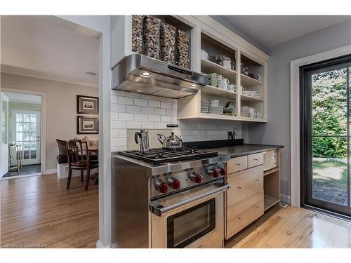 236 Donnelly Drive, Mississauga, ON - Indoor Photo Showing Kitchen