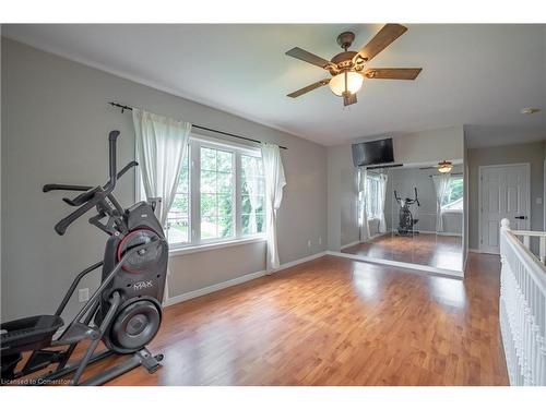 29 Quaker Road, Welland, ON - Indoor Photo Showing Gym Room