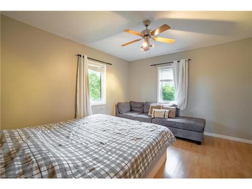 29 Quaker Road, Welland, ON - Indoor Photo Showing Bedroom