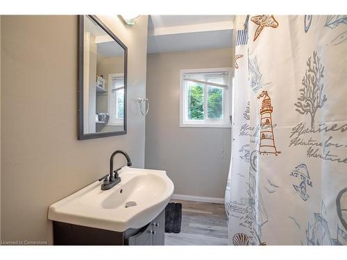 29 Quaker Road, Welland, ON - Indoor Photo Showing Bathroom