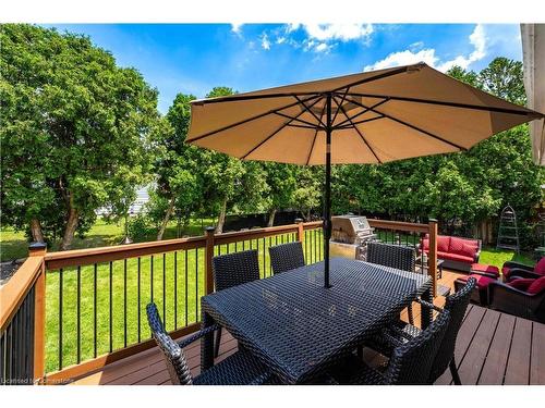 947 Easterbrook Avenue, Burlington, ON - Outdoor With Deck Patio Veranda With Exterior