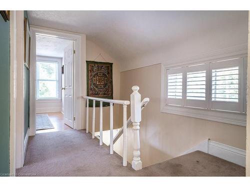 5 Rowanwood Avenue, Hamilton, ON - Indoor Photo Showing Other Room