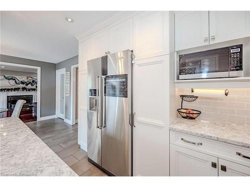 990 Upper Kenilworth Avenue, Hamilton, ON - Indoor Photo Showing Kitchen