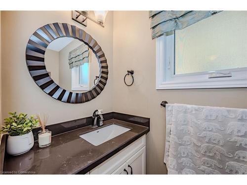 990 Upper Kenilworth Avenue, Hamilton, ON - Indoor Photo Showing Bathroom