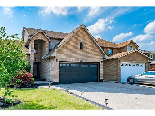 990 Upper Kenilworth Avenue, Hamilton, ON - Outdoor With Facade