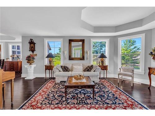 2378 North Shore Drive, Dunnville, ON - Indoor Photo Showing Living Room