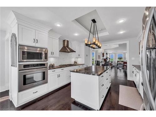 2378 North Shore Drive, Dunnville, ON - Indoor Photo Showing Kitchen With Upgraded Kitchen