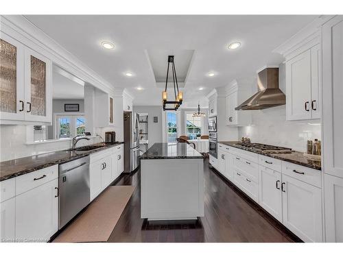 2378 North Shore Drive, Dunnville, ON - Indoor Photo Showing Kitchen With Upgraded Kitchen