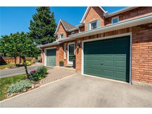 19-2155 Duncaster Drive, Burlington, ON - Outdoor