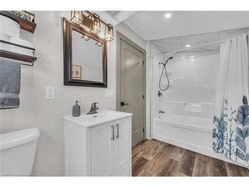 44010 Hwy 3, Wainfleet, ON - Indoor Photo Showing Bathroom