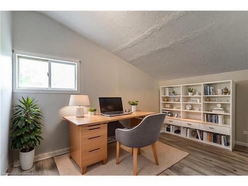 15 Agnes Street, Hamilton, ON - Indoor Photo Showing Office